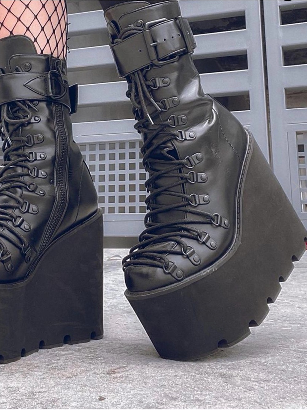 Dolls kill Current mood Traitor Boots